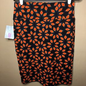 BNWT M Lularoe Cassie Skirt